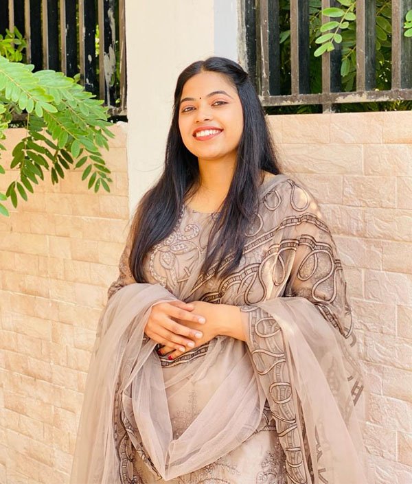 Ms Anshika Yadav